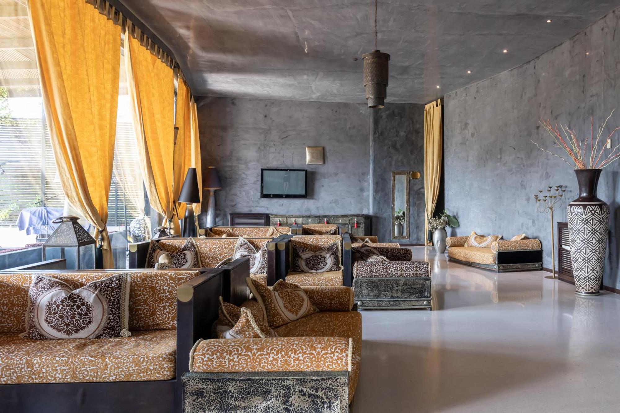 Baia Dei Turchi Hotel